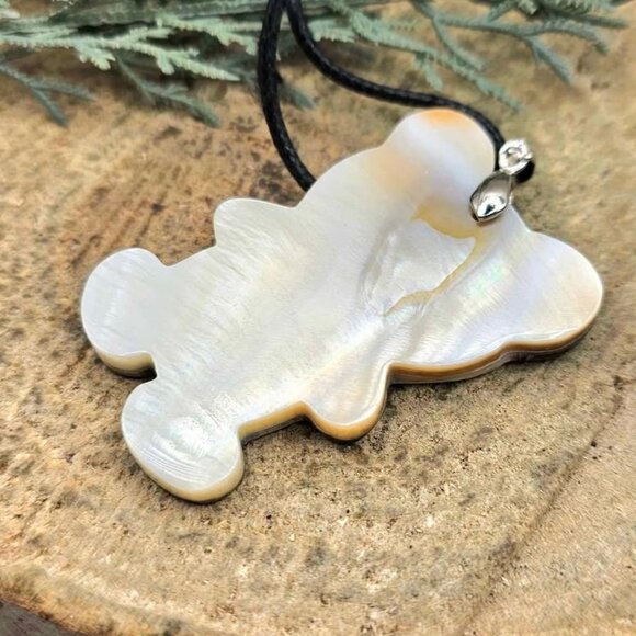 Adorable Nature Abalone Shell Cute Panda Pendant Necklace - Picture 5 of 10